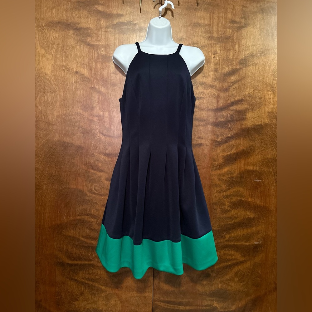 Vince Camuto Sleeveless Seamed Scuba Dress Womens 10 Navy & Green Colorblock EUC